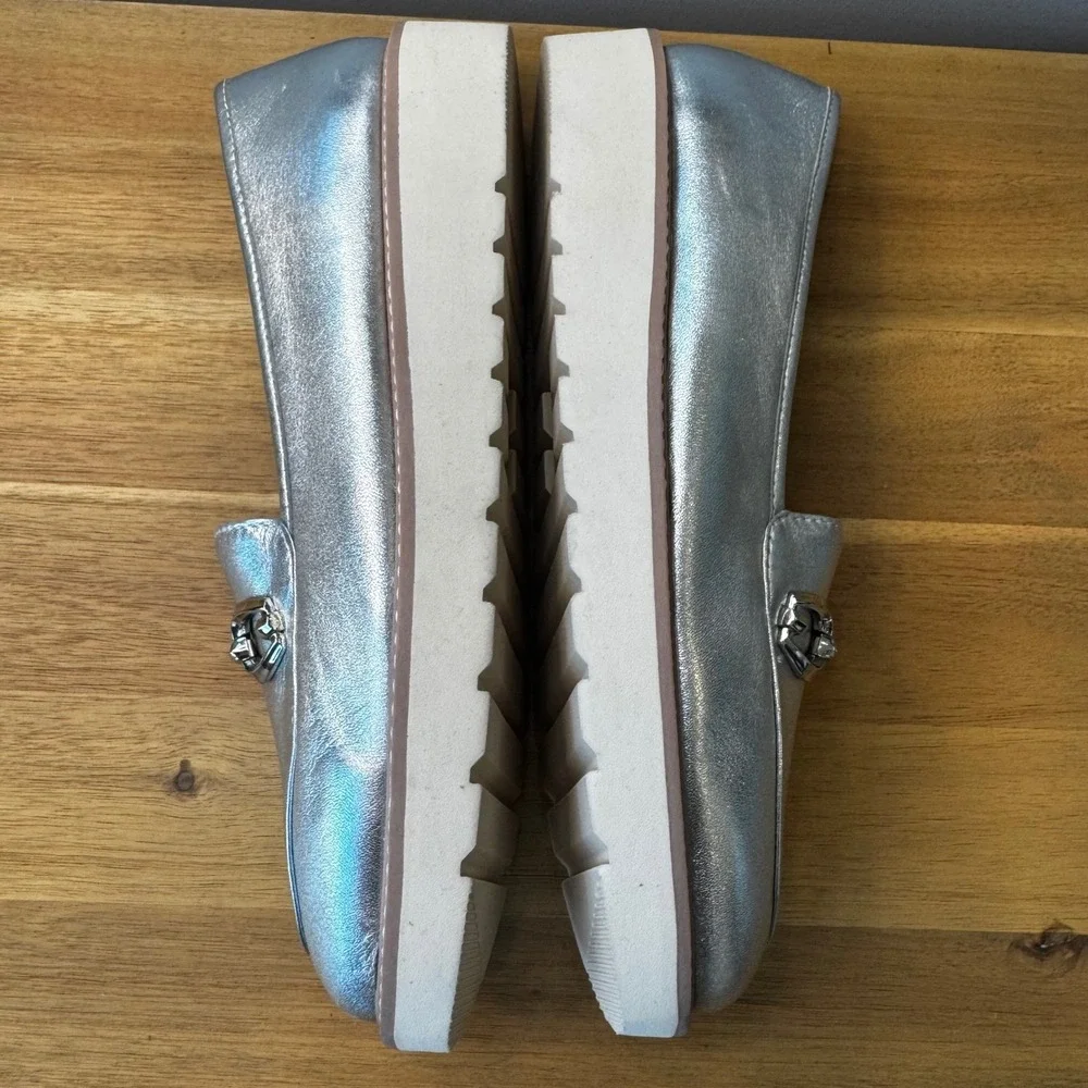Naturalizer Adiline-Bit Women 9.5 M Metallic Silver Leather Platform Loafers